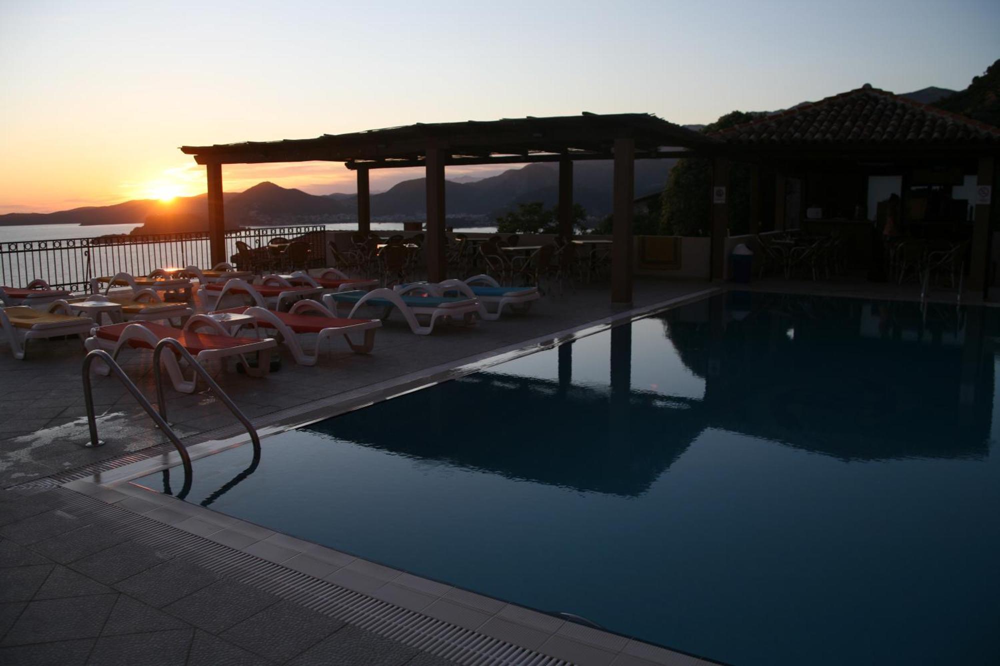 Apartments Durasevic Sveti Stefan Exterior foto